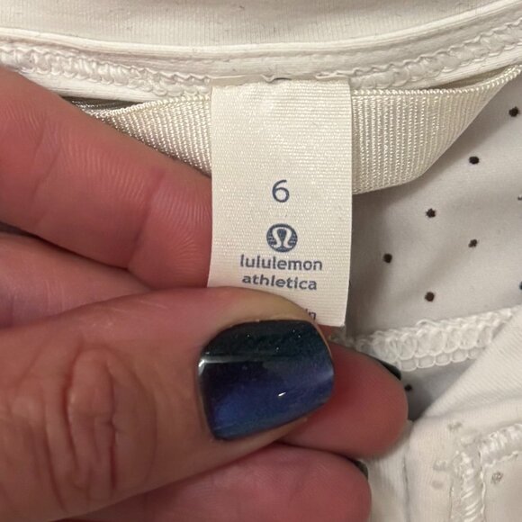 lululemon Final Lap Jacket in White, Size 6 - Picture 7 of 7